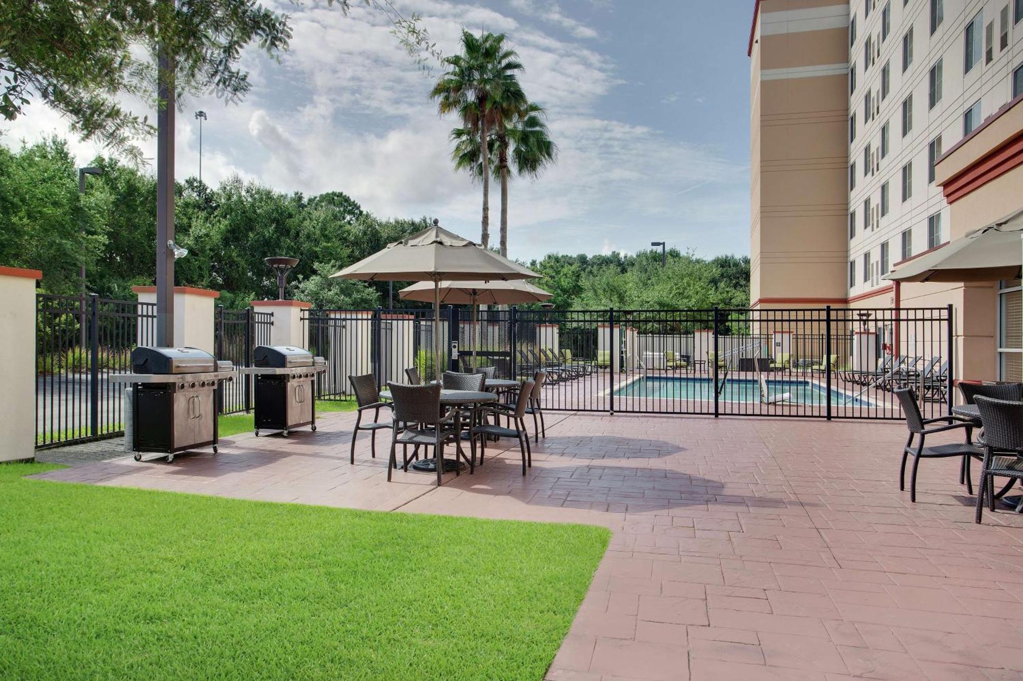 Homewood Suites By Hilton Tampa-Brandon Heartland Exterior foto
